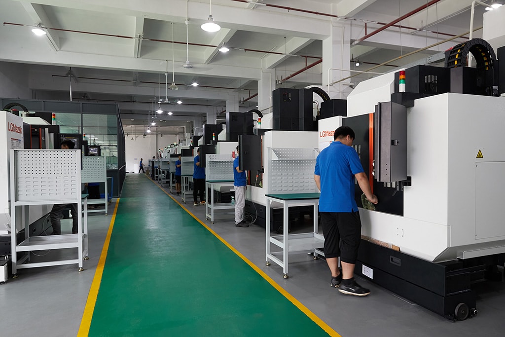 3 axis,4 axis, and 5 axis CNC Machining workshop of CNC Machining Parts 